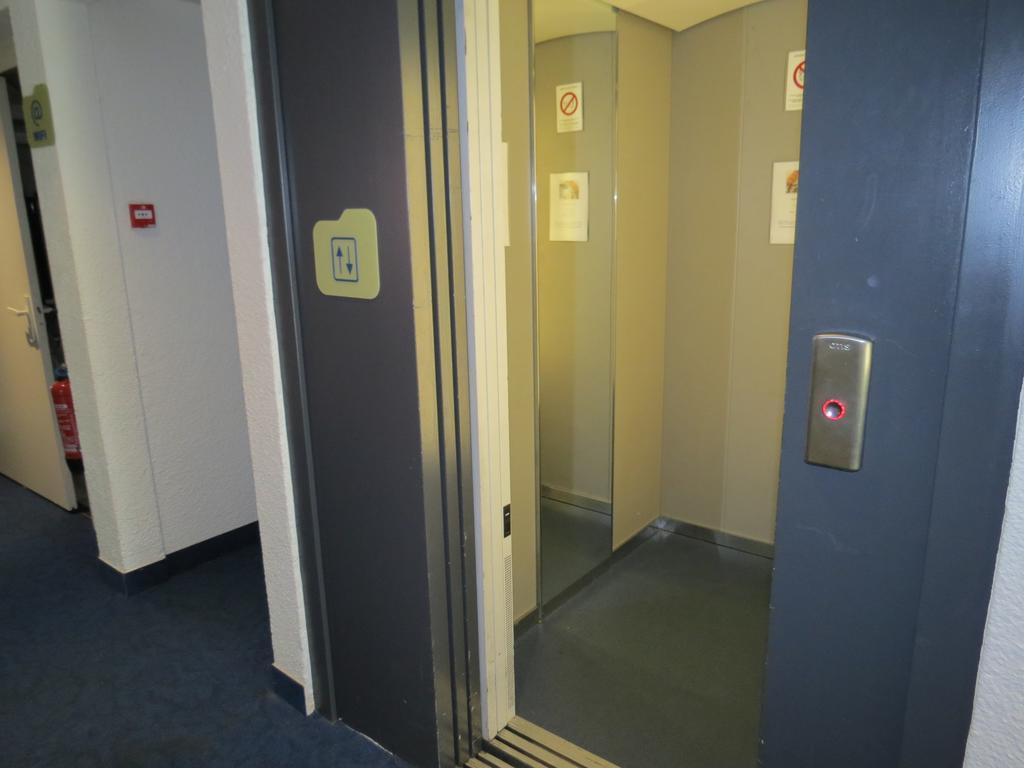 ibis budget Remiremont Buitenkant foto