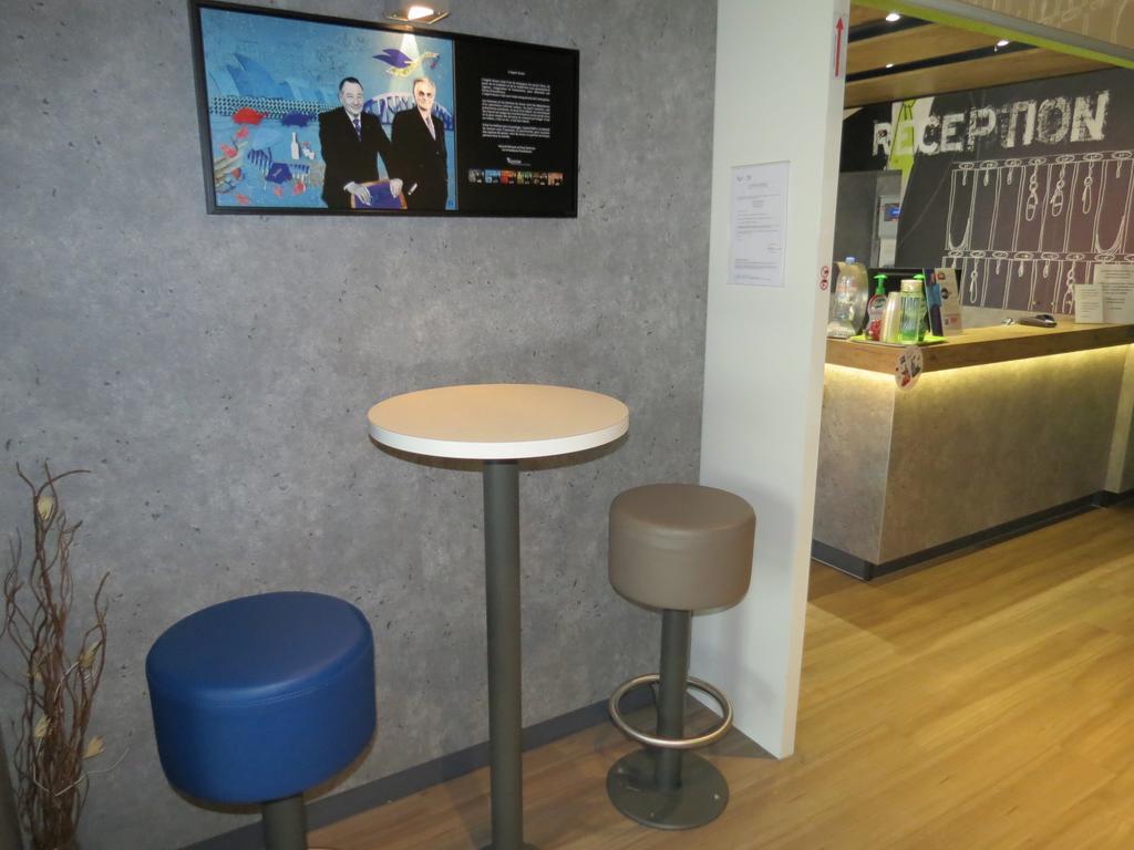 ibis budget Remiremont Buitenkant foto