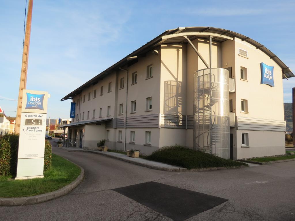 ibis budget Remiremont Buitenkant foto