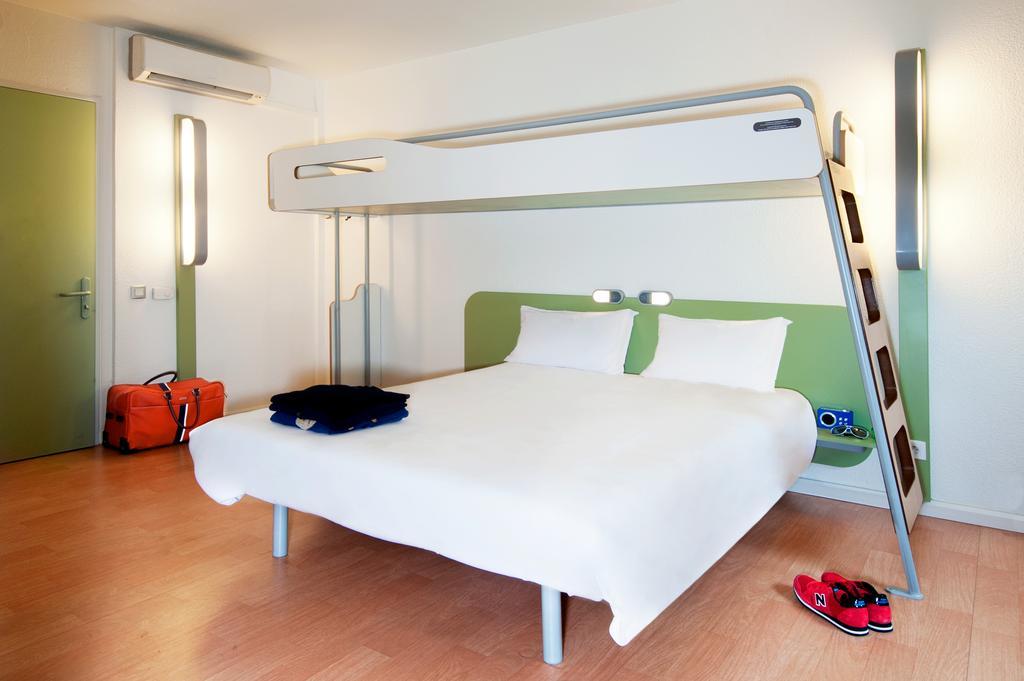ibis budget Remiremont Buitenkant foto