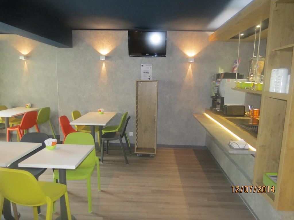 ibis budget Remiremont Buitenkant foto
