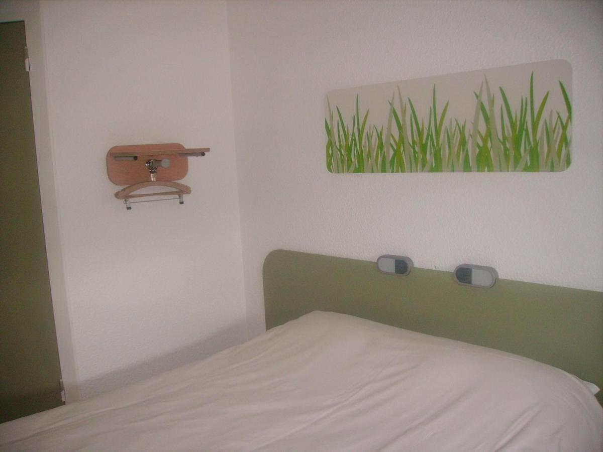 ibis budget Remiremont Buitenkant foto